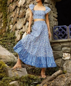 Cara Cara Darby Top in Spanish Tile Blue - women