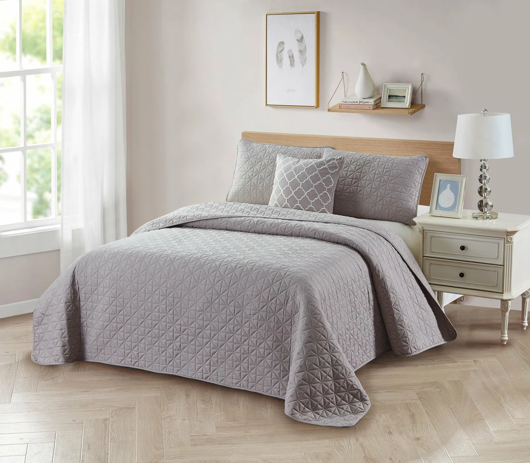 Bibb Home 4 Piece Solid Quilt Set with Cushion - Image 6