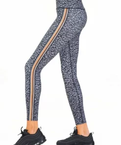 Urban Savage Sculpt Leggings - women