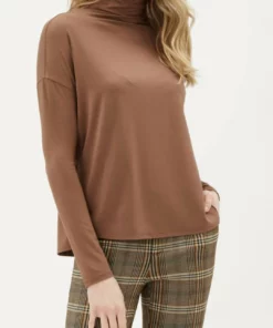 Iltm Morgan Bamboo Top in Camel - women