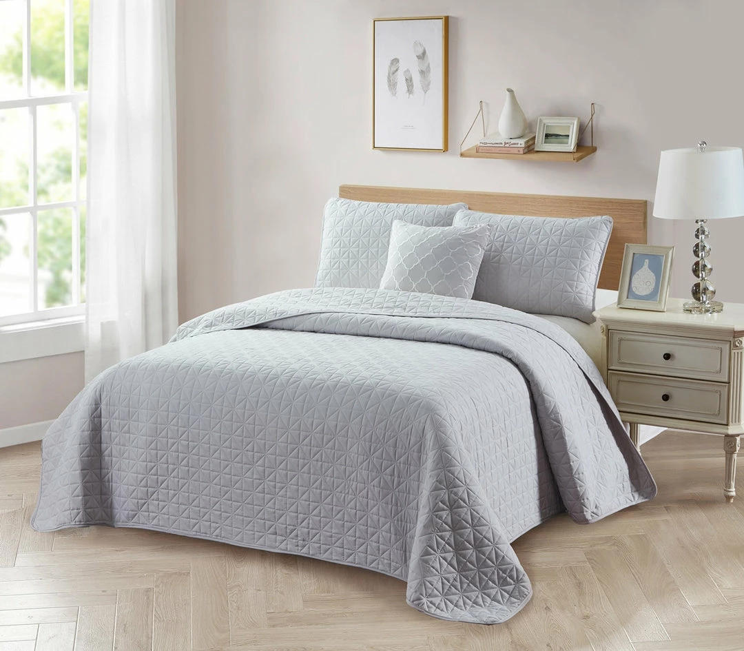 Bibb Home 4 Piece Solid Quilt Set with Cushion - Image 4