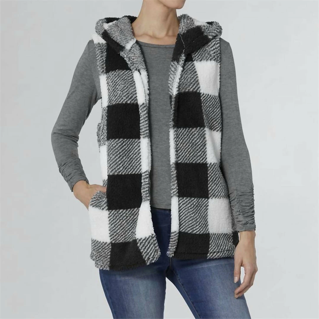 Coco + Carmen Nancy Plaid Hooded Vest in Black / White - women