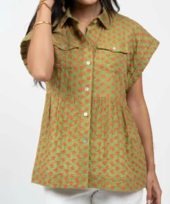 Ivy Jane Ginger Eyelet Shirt in Green - women