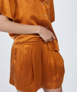 Asceno Zurich Short In Caramel - women